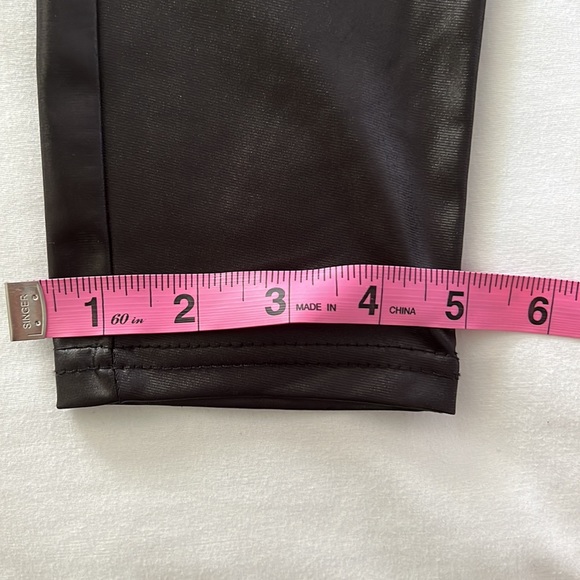 Pleather skinny pants - Picture 10 of 10